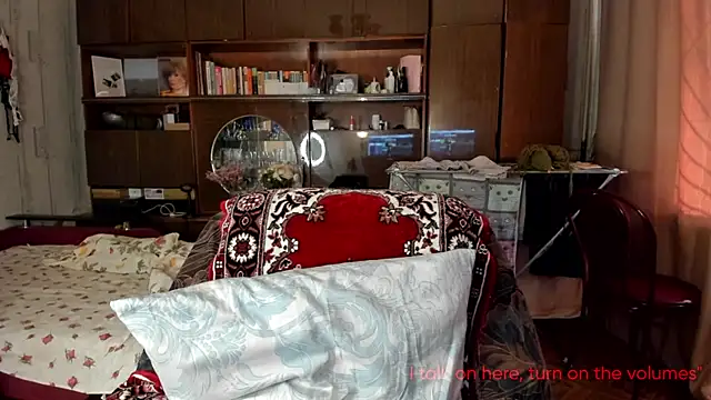 AngelaSwan online show from September 14, 2:16 pm