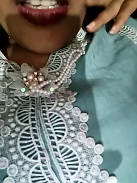 Eshwari Chopra online show from November 27, 5:04 pm