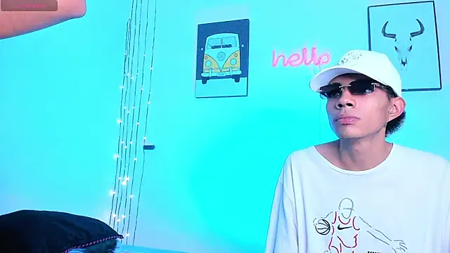 candyandmarilyn online show from December 14, 9:19 pm