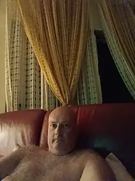 Alexis Bull online show from July 18, 10:46 pm