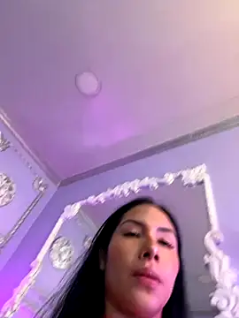 ArianaReynoldss online show from October 6, 7:33 pm