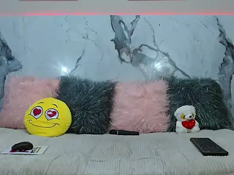 Snapshot of adajonnes chatting on May 12, 2:14 pm adajonnes online show from May 12, 2:14 pm