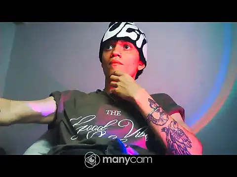 santihot089 online show from October 12, 12:20 am