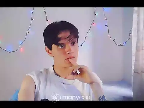 santihot089 online show from February 23, 8:39 pm