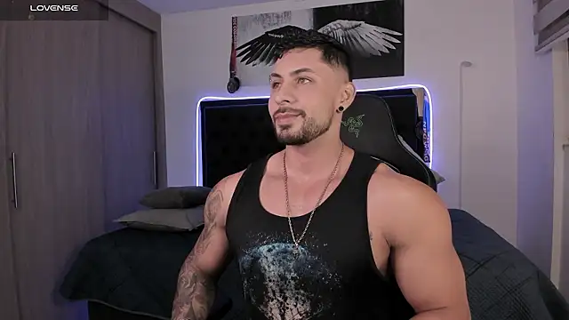 santi aesthetic online show from March 15, 1:22 am