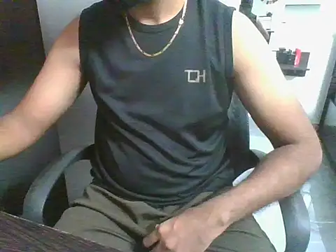 lovelyakash69 online show from May 25, 6:52 am
