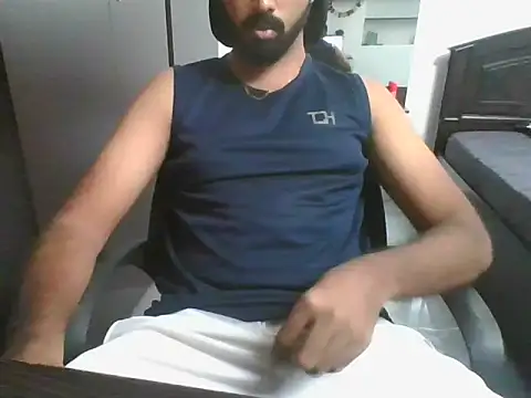 lovelyakash69 online show from June 6, 10:42 am