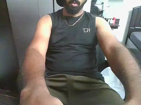 lovelyakash69 online show from June 21, 8:50 am