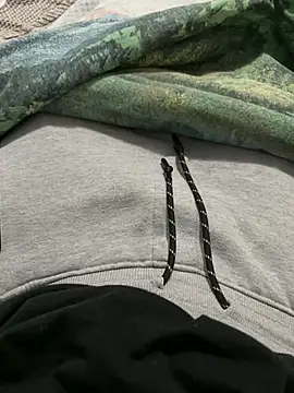 Snapshot of tipetto06 chatting on March 19, 8:11 pm tipetto06 online show from March 19, 8:11 pm