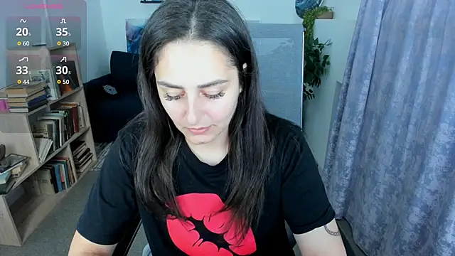 Snapshot of ValeriiMills chatting on June 9, 3:56 pm ValeriiMills online show from June 9, 3:56 pm