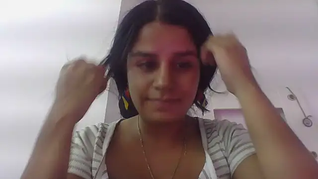 Snapshot of MeliSweet chatting on June 28, 4:13 pm MeliSweet online show from June 28, 4:13 pm