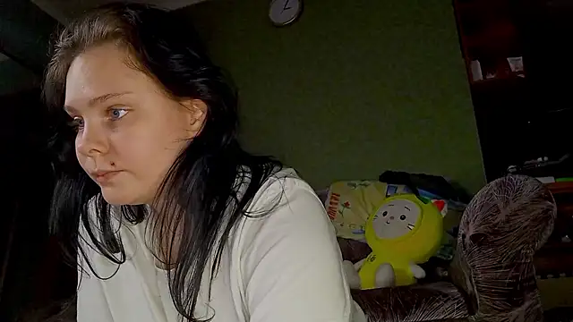 SweetPiggyx online show from April 18, 6:01 pm