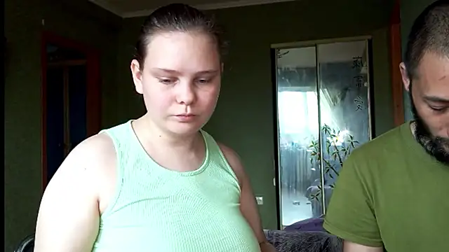 SweetPiggyx online show from May 11, 2:23 pm