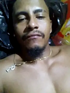 Snapshot of Morenito18 chatting on October 26, 5:08 pm Morenito18 online show from October 26, 5:08 pm