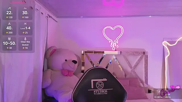 saaya tay online show from April 10, 3:23 am