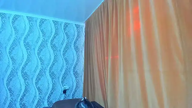 Chloe29 online show from March 14, 5:13 am