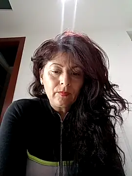 lunadicty online show from December 18, 12:06 am