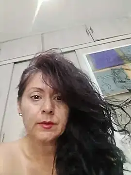 lunadicty online show from May 15, 11:01 pm