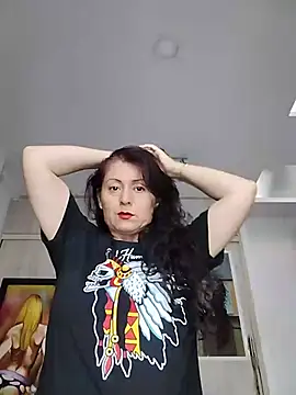 Snapshot of lunadicty chatting on July 31, 10:09 pm lunadicty online show from July 31, 10:09 pm