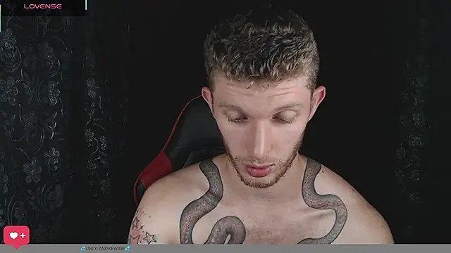 Snapshot of andrewxbi chatting on June 7, 12:15 am andrewxbi online show from June 7, 12:15 am