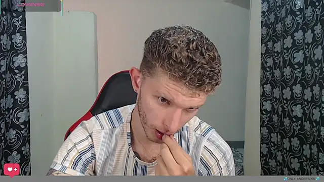 Snapshot of andrewxbi chatting on July 9, 5:06 pm andrewxbi online show from July 9, 5:06 pm