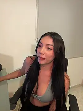 Snapshot of ImAshley1 chatting on February 25, 7:51 am ImAshley1 online show from February 25, 7:51 am