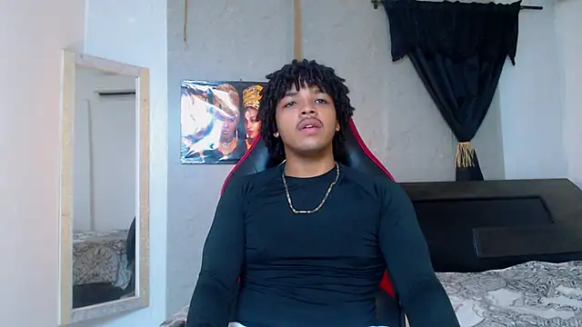Snapshot of black_king_241 chatting on October 9, 2:42 am black king 241 online show from October 9, 2:42 am