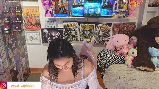 Snapshot of sweet-temptation_ chatting on May 25, 3:34 am sweet-temptation online show from May 25, 3:34 am