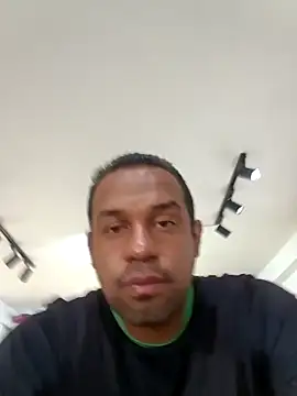 elnegro707070 online show from October 24, 11:06 am