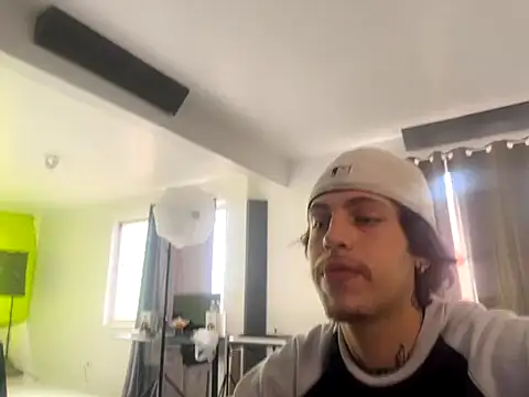 Snapshot of bigrosa21cm chatting on October 26, 11:49 am bigrosa21cm online show from October 26, 11:49 am