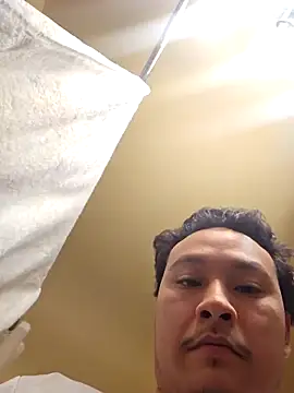 Snapshot of ChiefOTF chatting on November 12, 2:45 am ChiefOTF online show from November 12, 2:45 am