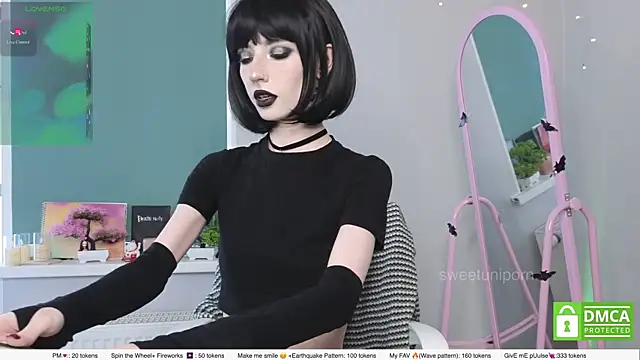 Snapshot of sweetuniporn chatting on July 12, 9:00 am sweetuniporn online show from July 12, 9:00 am
