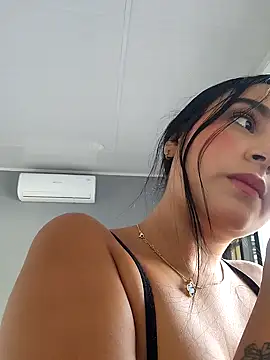 Rosa Warreen  online show from October 20, 12:49 pm