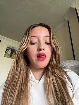 Baby  Otaku online show from February 15, 3:53 pm