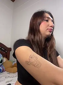 Mia  Gray online show from February 7, 7:06 pm