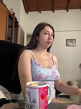 Snapshot of Mia__Gray chatting on June 3, 2:19 pm Mia Gray online show from June 3, 2:19 pm