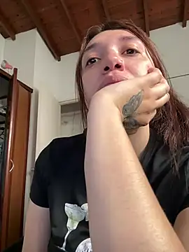 Snapshot of Mia__Gray chatting on July 14, 4:23 pm Mia Gray online show from July 14, 4:23 pm