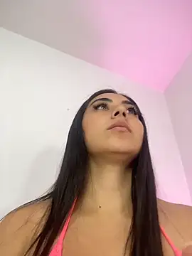 Snapshot of caro_hill chatting on July 2, 3:56 am caro hill online show from July 2, 3:56 am
