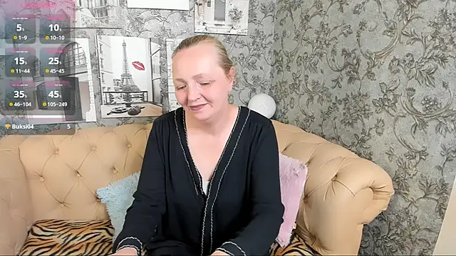 Snapshot of Karen_Villis chatting on June 29, 9:59 am Karen Villis online show from June 29, 9:59 am