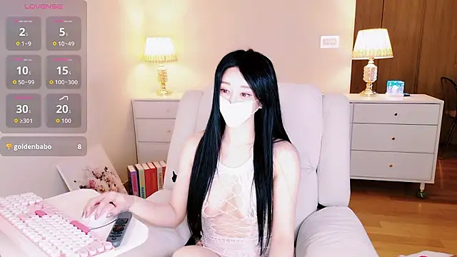 Snapshot of hotseah chatting on January 19, 12:42 pm hotseah online show from January 19, 12:42 pm