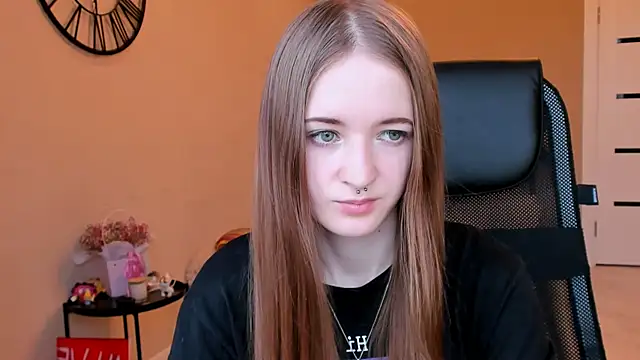 KateKayer online show from October 22, 9:31 am
