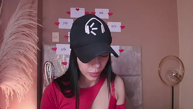 AbbieJoness  online show from February 13, 12:01 pm