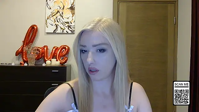 Wild Silk Desire online show from March 11, 4:02 pm