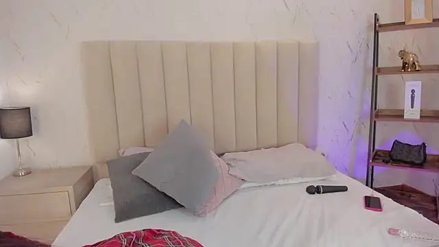 LilithHarperr  online show from April 21, 4:30 am