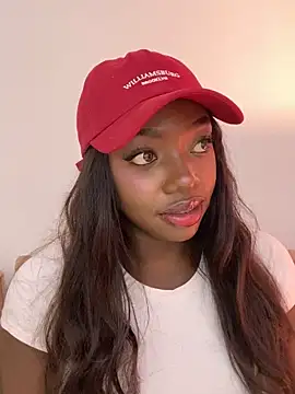 alissradiante1 online show from November 30, 3:54 am