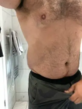 CloudyMuscleBeefy online show from April 3, 2:59 pm