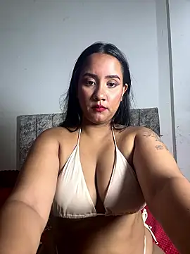 VelaAndEdwar online show from January 17, 6:07 am