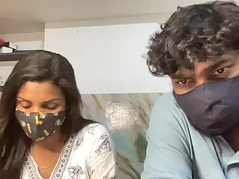 Snapshot of Tamil_india_couples_ chatting on May 20, 5:41 pm Tamil india couples online show from May 20, 5:41 pm