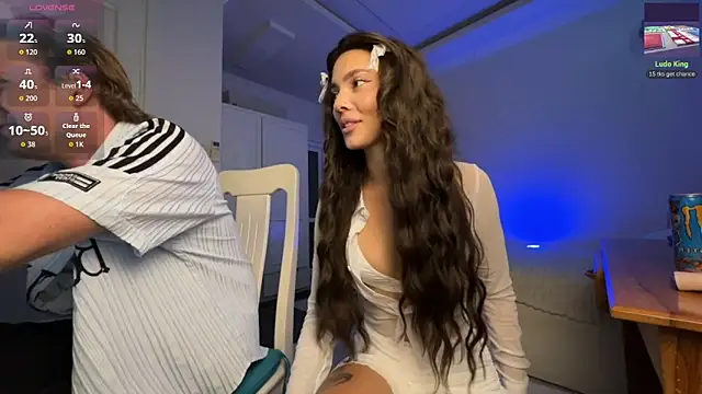 Morphiturata online show from April 17, 5:32 am