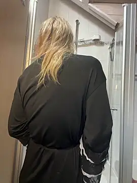 LucyLingerie78 online show from December 20, 9:00 pm